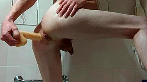 Lanatuls moscow slut fucks dildo hard in bathtub
