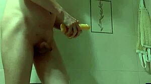 Lanatuls moscow slut fucks dildo hard in bathtub
