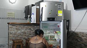 follo con mi amante en la cosina sexo muy rico y gran carga de leche