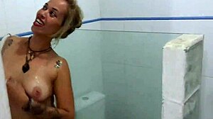 loira transando com negão fada mel el toro de oro