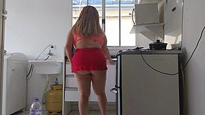 Vivi guedez called the plumber paid with pussy tea