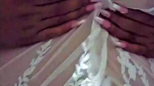 mi vecina tiene unas tetas demasiado grandes