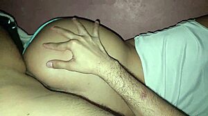 por favor quiero sexo anal inocente hermanastra me pide que le quite la virginidad de su culo hoy nos toca compartir cama asi que le penetrare su rico ano tendra mi enorme polla en su culo