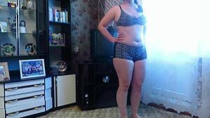 Full fisting of a milfs pussy amateur with a mature couple