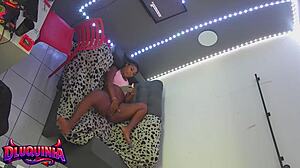 Vazou no xvideos casal de novinho fazendo sexo gostoso