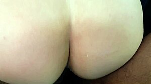 Aluna rides professor cock bareback in car outdoors