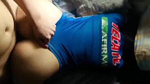 me cojo a la vecina mary despues del partido y que su novio la dejo en su casa