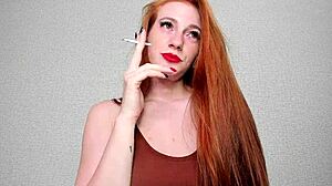 Alice the redhead shares her casual story in everyday life