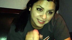 Brunette teen gets facial after blowjob 😏