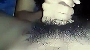 Myanmar girl gives amazing blow job 😋