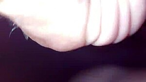 Sweet Amateur Asian Fucking Her Pussy