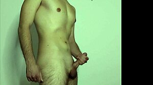 Im masturbatin on webcam, high quality solo show