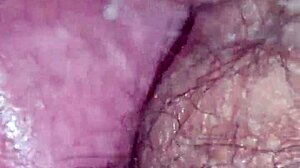 Mi papi se mete a mi cama y deja su lechita