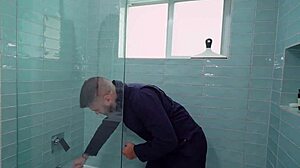 Select Guy for Beefcake Plumber Max Romano's Bareback Encounter