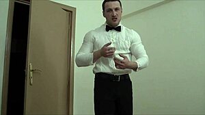 waiter hulk, are you ready to masturbate with that muscular bodybuilder physique?