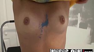 Cute Teen 18+ Riley Reids First Porn Scene - Mofos