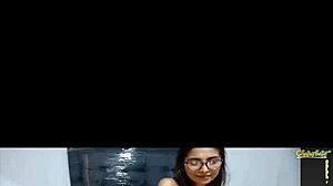 Webcam Girl 25 is live, wanna see this latina teen heat up your screen? 🔥