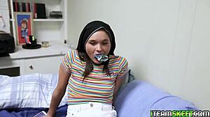 Zoey Bloom Gropes Pussy And Deepthroats Big Cock