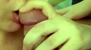 i'm givin a blowjob to this huge cock, feelin so good