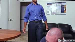 Nude Males Without Gay Sex? Pantsless Friday!