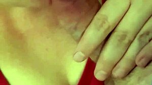 i'm givin a blowjob to this huge cock, feelin so good