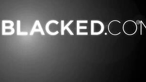 شابة سوداء 18+ تخون مع زب أسود عملاق