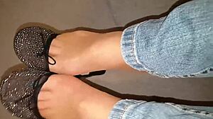 Intimate milf webcam fetish session