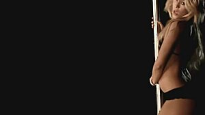 i love watching shakira pole dance in bikini