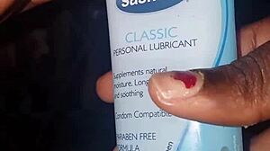 La clémentine pounds her pussy hard!