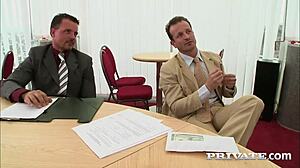 CURVY BEAUTY MIA LEONA GETS PUSSY AND ASS DICked