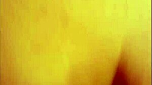 Amateur Woman Begs Partner to Release Inside