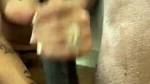 Strawberry Lulu and Druffbandit share blowjob in pool