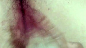 i explored pussy for the first time in an amateur video