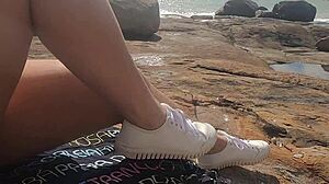 yo, check this cute novinha banged doggystyle on public beach