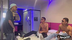 Esse Novinho Aguenta Pica Duas De Uma Vez No Meu Buraco