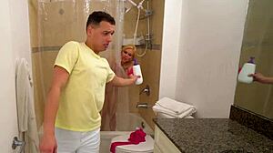 i love college boys.