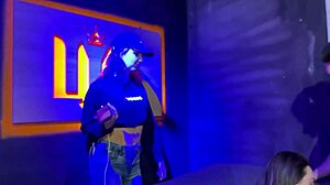 Fui na festa com a colega de faculdade 😘