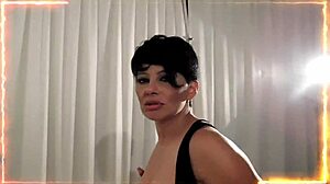 los castings de a uno me aburren, voy a hacerlos de a dos con perla lopez?