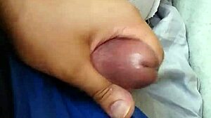 Jerkin It To Some Amateur Gay Bj