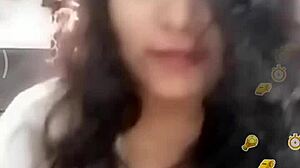 sona bhabhi teases with nipple show on bigo live.