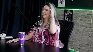 Tinha medo de julgamentos, gravou namorado e virou corno com Raphaela Savanah