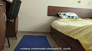 Skinny Babe Gets Horny Fingering Pussy During Early Morning Workout