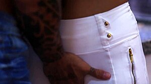 casal apaixonado faz amor após trabalho - lorena vasconcellos & johnny