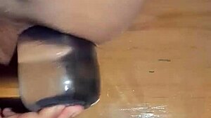 i'm watching this myanmar gay guy do anal insertion at home, it's so hottt
