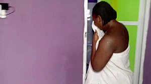 Amazing fuck with gate man and creamy chubby house help