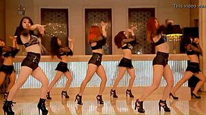 Beautiful European and American jazz dance in Tokyo! Check it out! 🎶