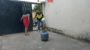 Novinha Recebeu Entregador De Pizza Só De Toalha Vídeo Completo Xvideos Red