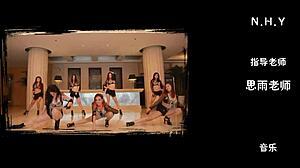 Beautiful European and American jazz dance in Tokyo! Check it out! 🎶