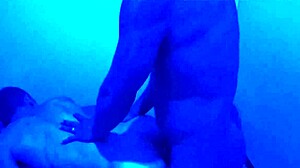 soldado dando gostoso pro negao na sauna 😏