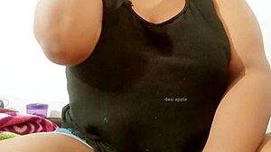 Sri Lankan Lady Boldly Flaunts Her Stunning Natural Boobs in Raw Display